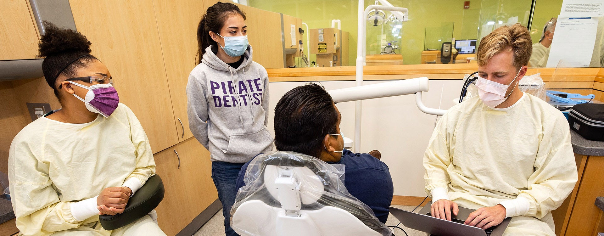 The School of Dental Medicine offers programs and events geared toward providing oral health care for special populations, including veterans, migrant farmworkers, special needs patients and schoolchildren.